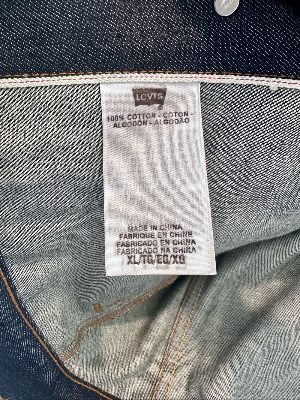 Levi's Dark Blue Denim Trucker Jacket - Picture 7 of 7